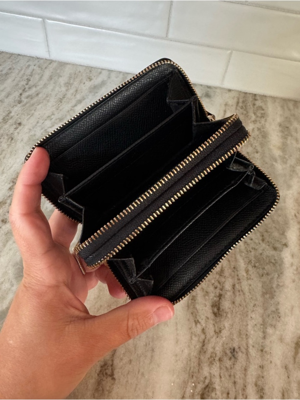 Coach Pebbled Leather Zip Around Card Holder - Picture 3 of 6